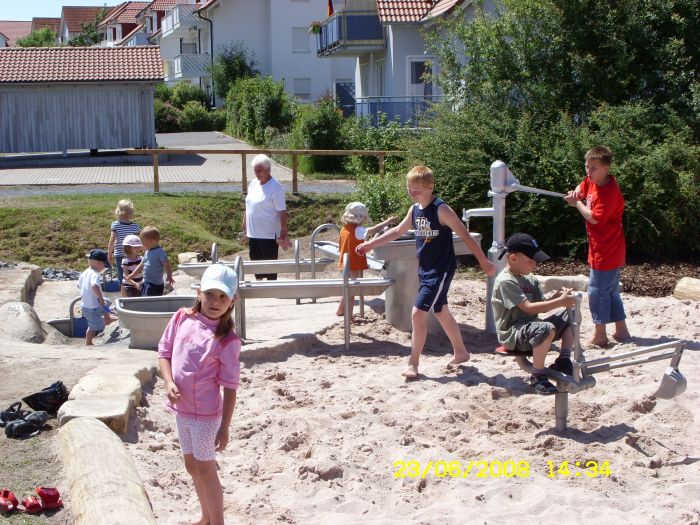 Wasser- und Sandspielbereich